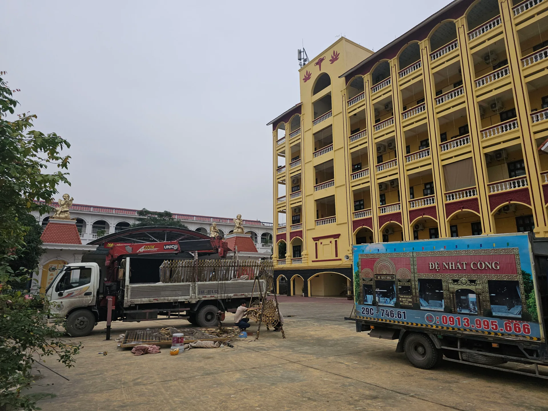 Đệ Nhất Cổng - Đơn Vị Uy Tín Trong Thi Công Cổng và Hàng Rào Nhôm Đúc